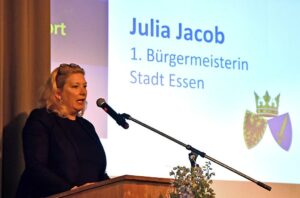 Julia Jakob, 1. Bürgeremeisterin der Stadt Essen